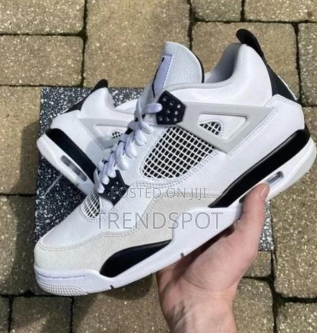 Thunder Red Jordan - thumbnail 4