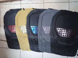 Assorted Colors Universal Mats 5pc