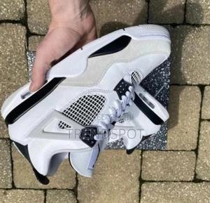 Thunder Red Jordan - thumbnail 2