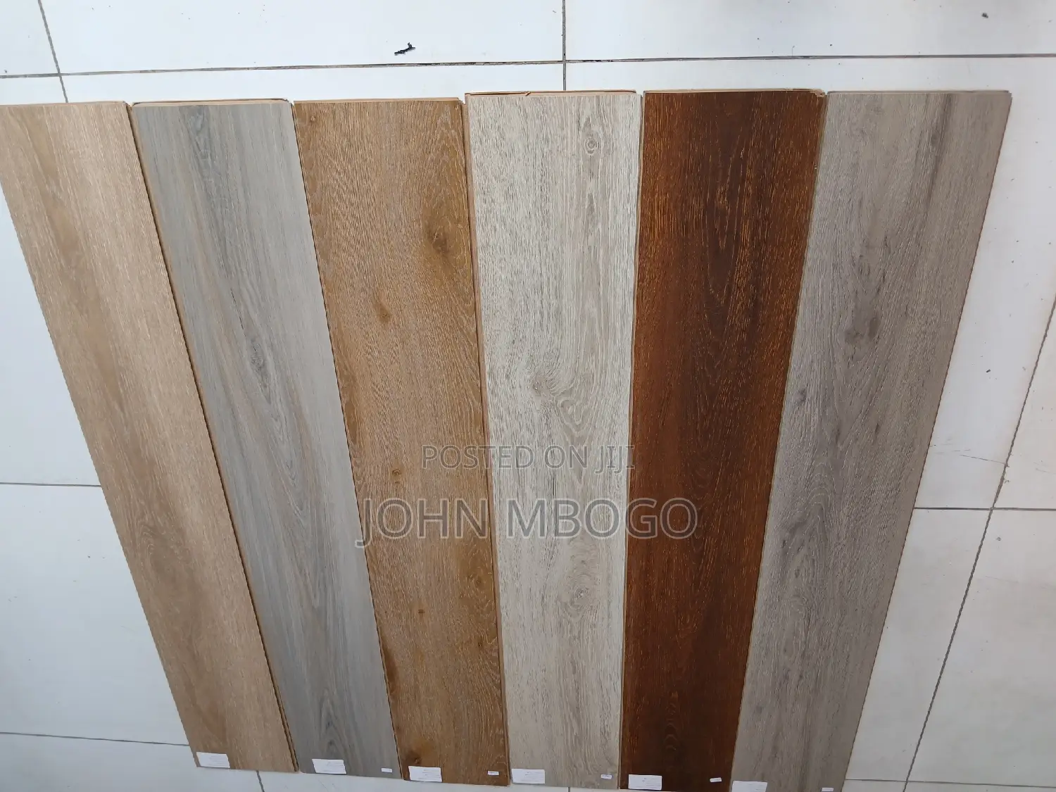 Laminate Flooring-8mm.