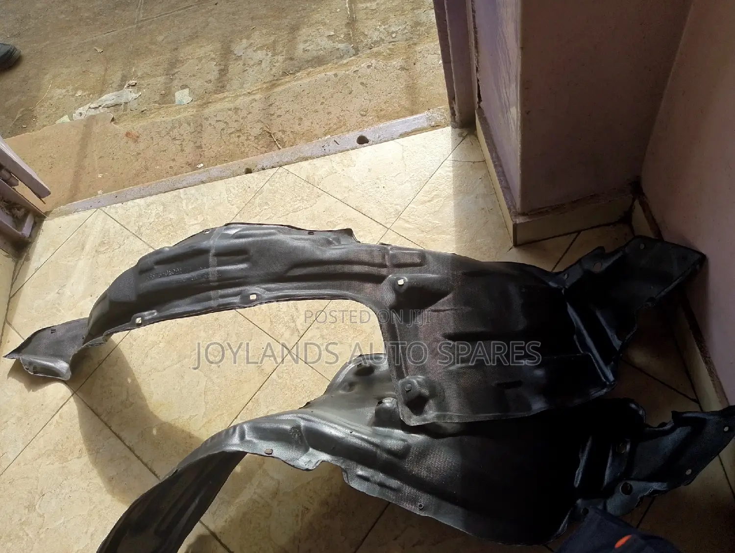 Hilux Vigo 2008 Double Cabin Stone Guards
