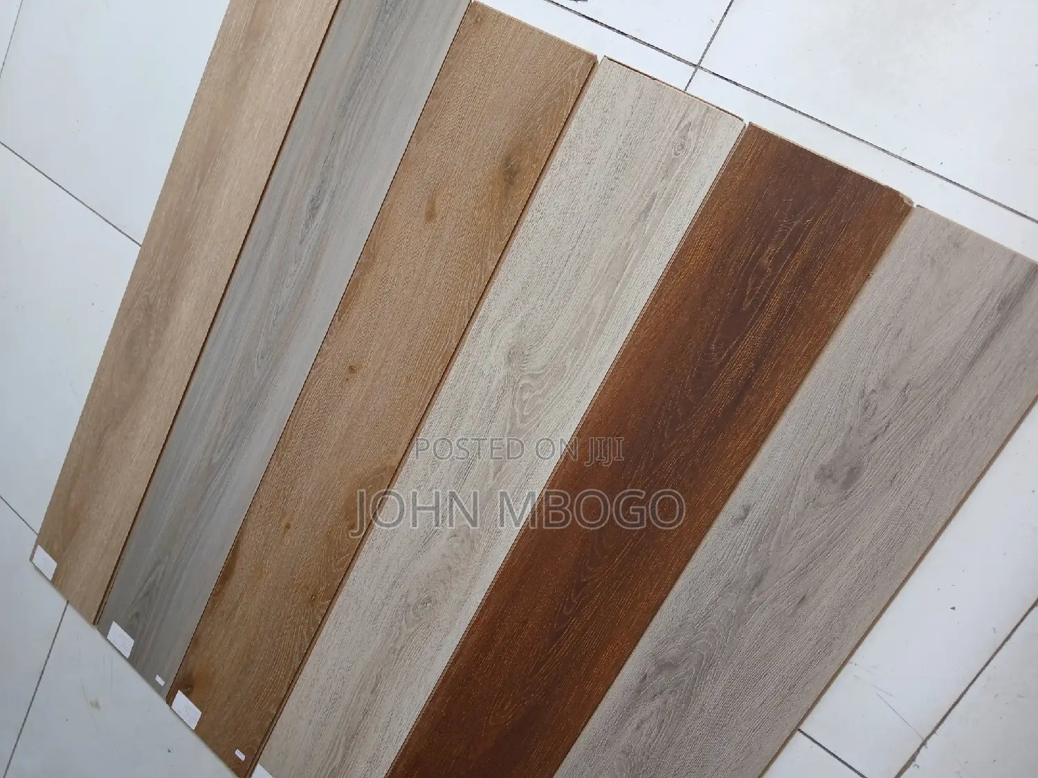 Laminates Flooring -SQM