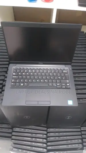 Laptop Dell Latitude 7390 8GB Intel Core i5 SSD 256GB