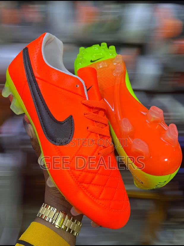 Football Boots >Tiempo Turf Ground Football Boots