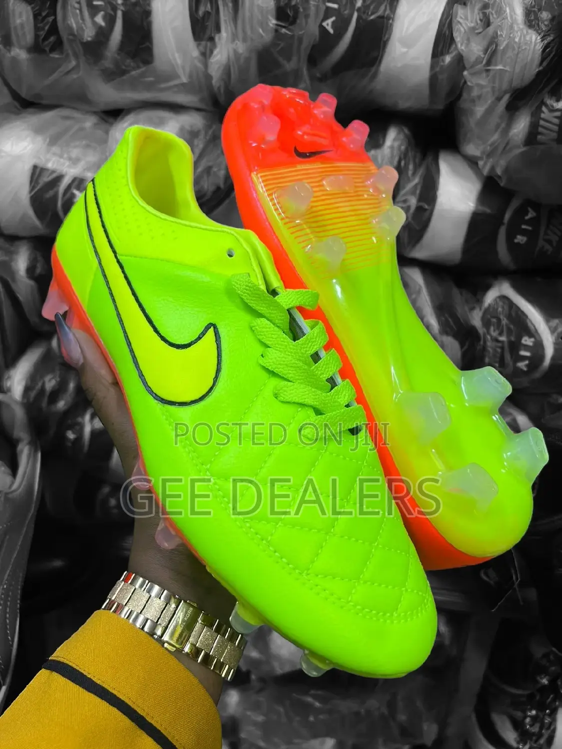 Nike Tiempo Soccer Boots/Tiempo Football Boots