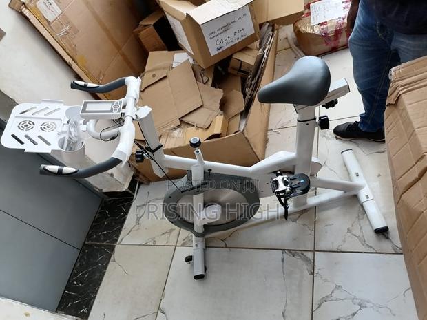 Awesome Quality Spinning Bike - main view