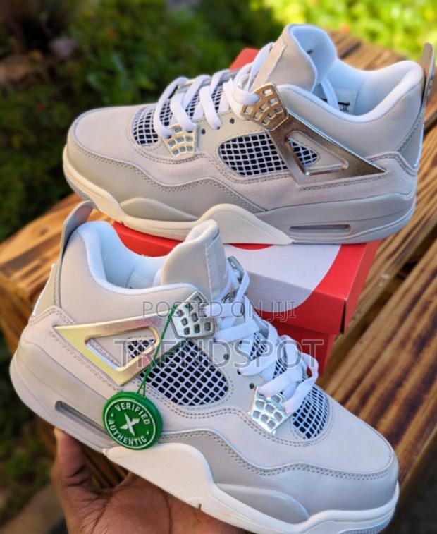 Jordan 4 Unisex Sneakers - thumbnail 4