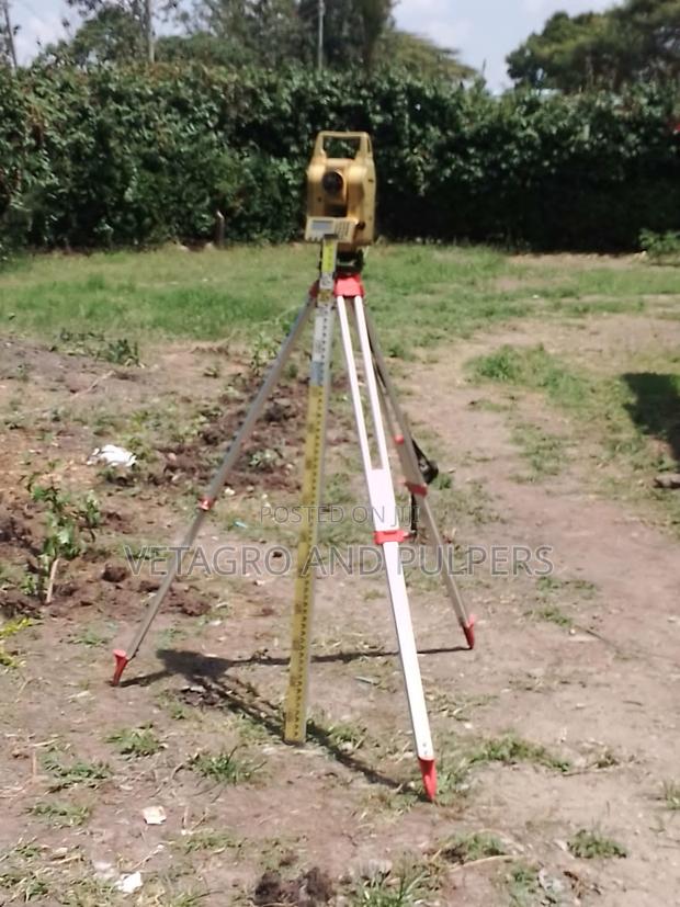 Dtm Total Station (Survey Equipment) - main view
