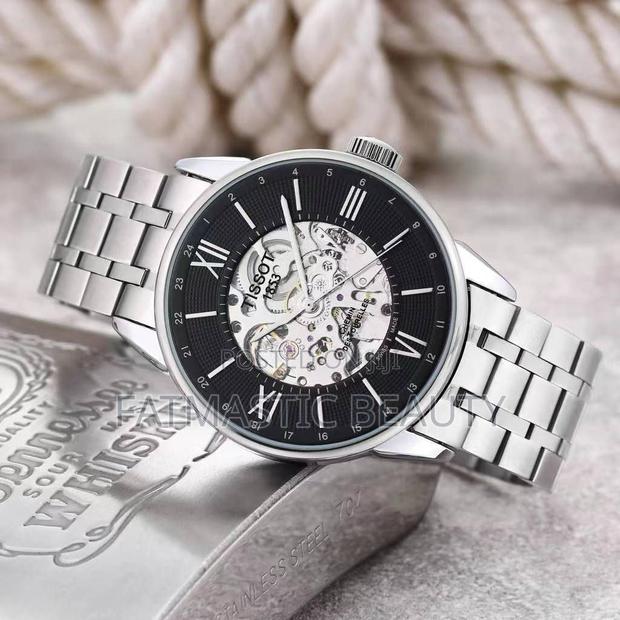 Automatic Watch - main view