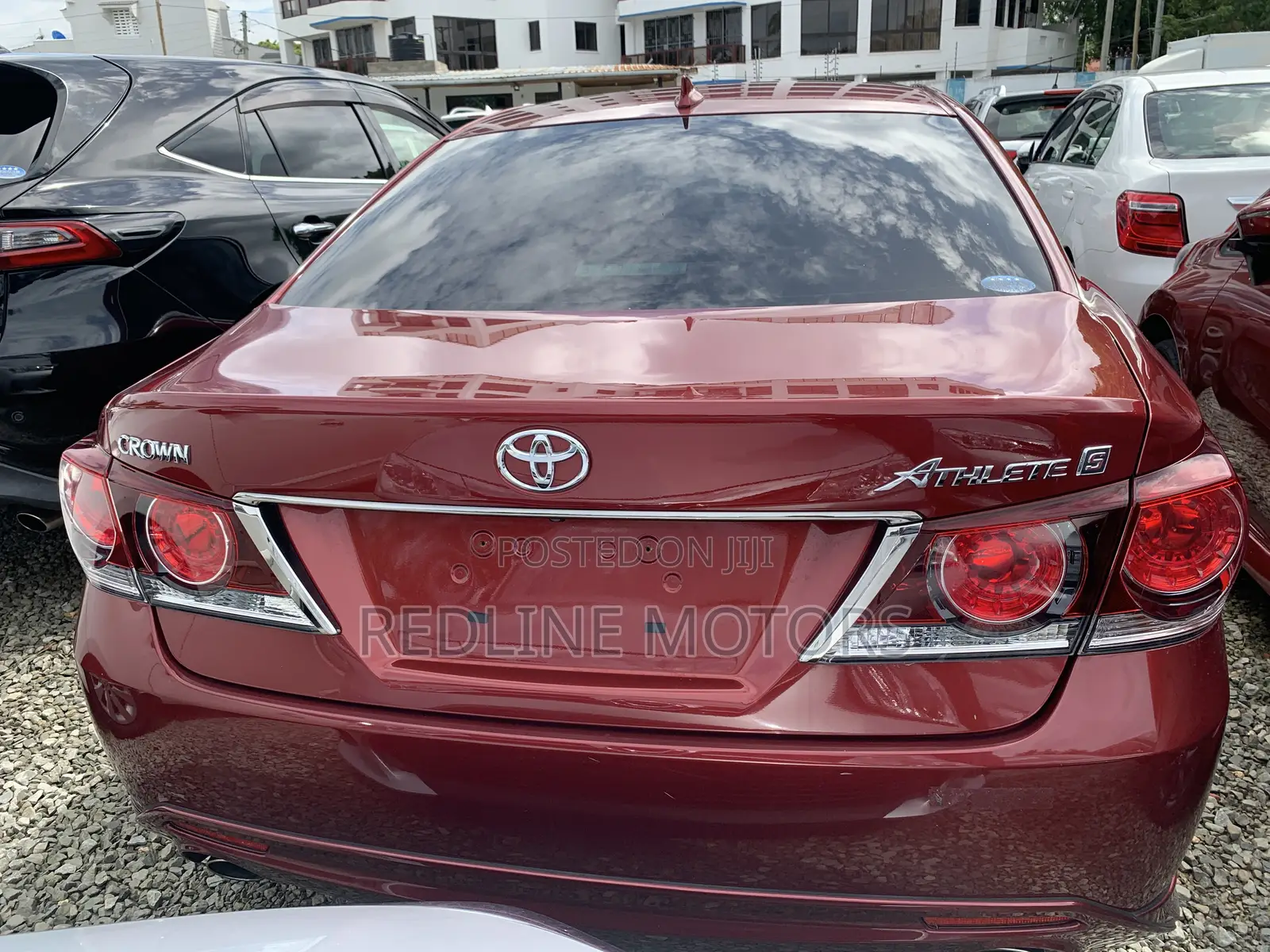 Toyota Crown 2017 Burgundy