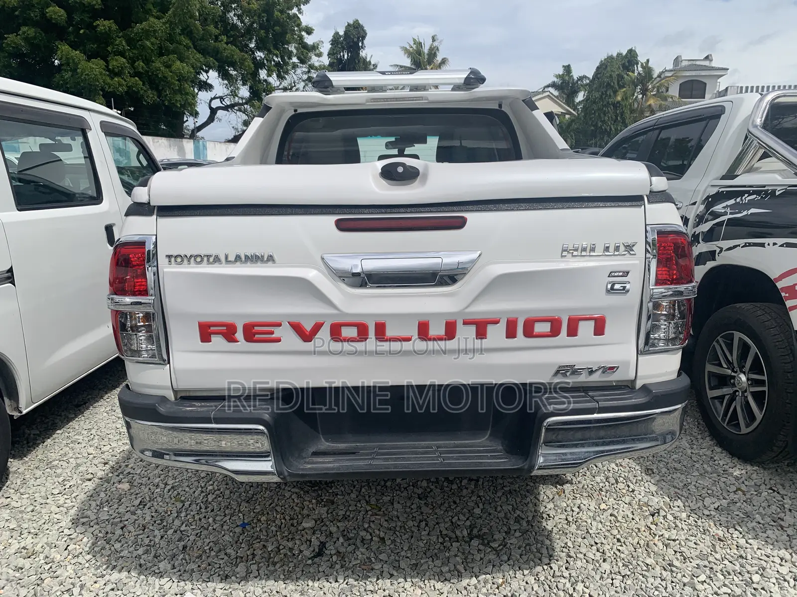 Toyota Hilux TRD White 4x4 2017 White