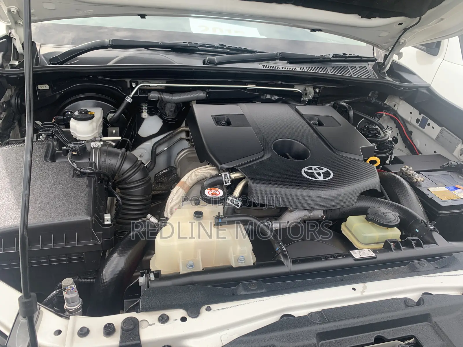 Toyota Hilux TRD White 4x4 2017 White