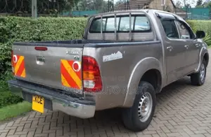 Toyota Hilux 3.0 D-4D Double Cab 2008 Gray