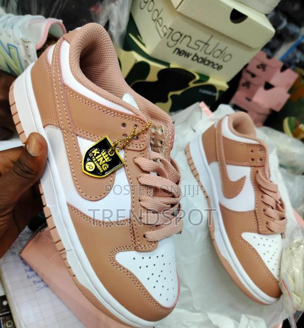 SB Nike Quality Shoes - main view