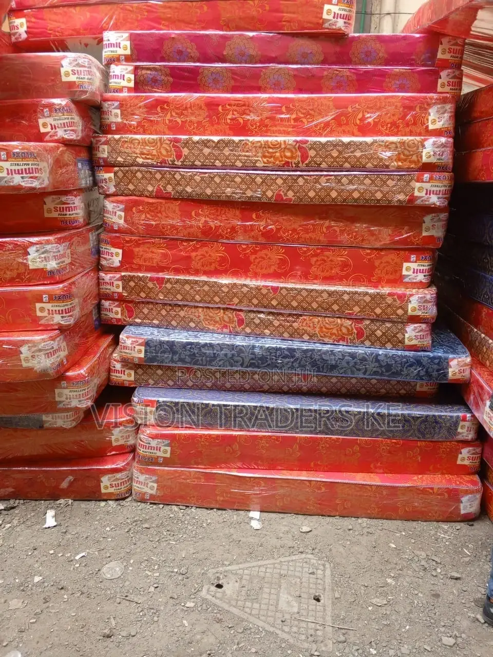 Summit Mattress Mattress 4*6 6 Inches Mattress.°
