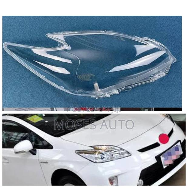 Toyota Prius Headlight Lens - main view
