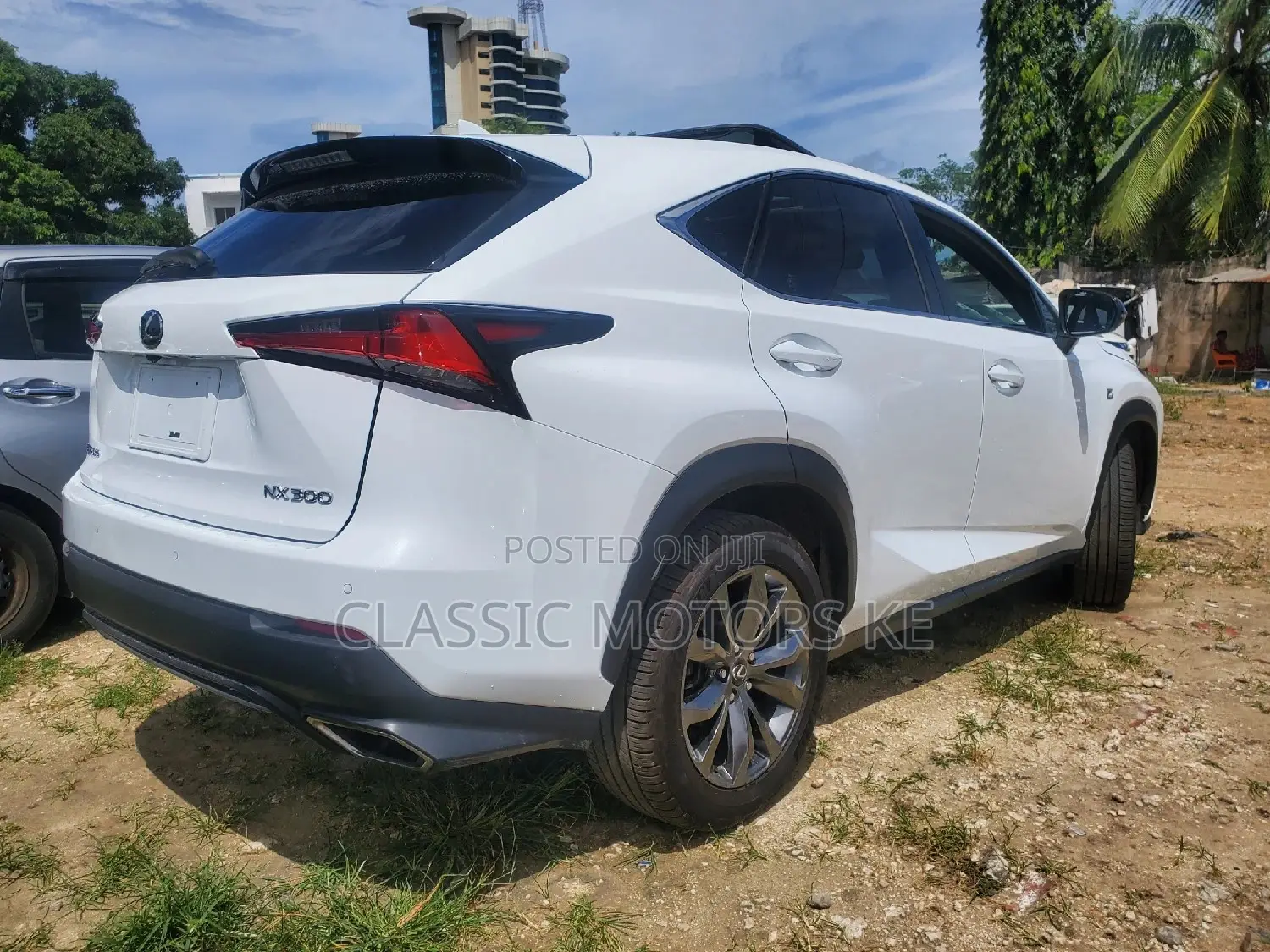 Lexus NX 300 FWD 2018 White
