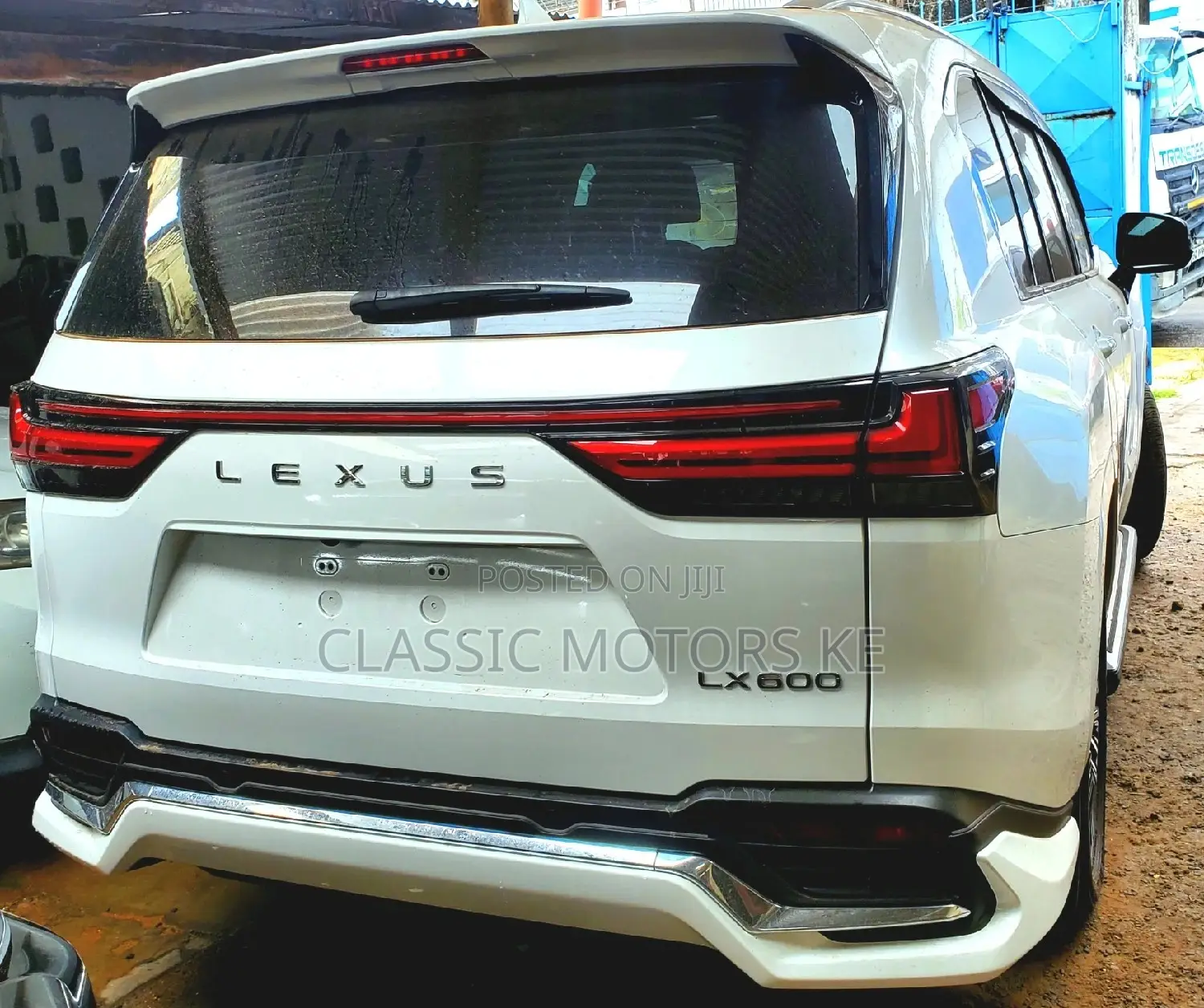 Lexus LX 2023 White