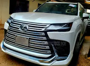 Lexus LX 2023 White