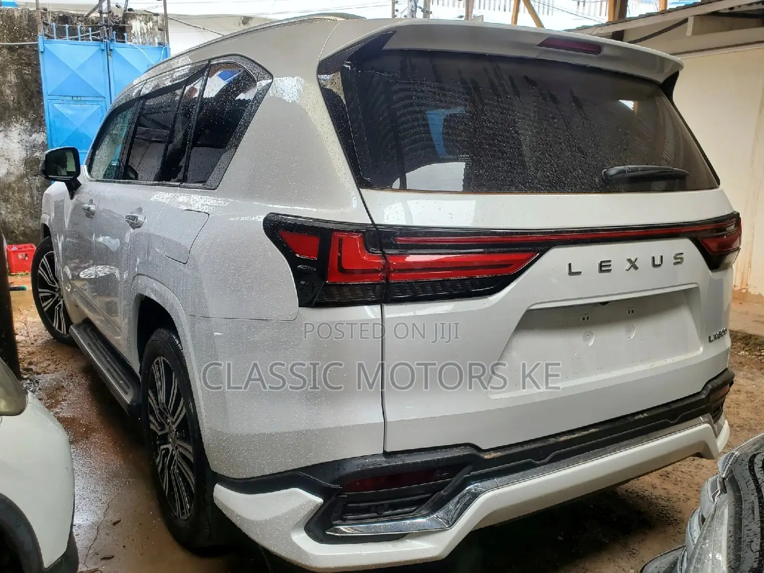Lexus LX 2023 White