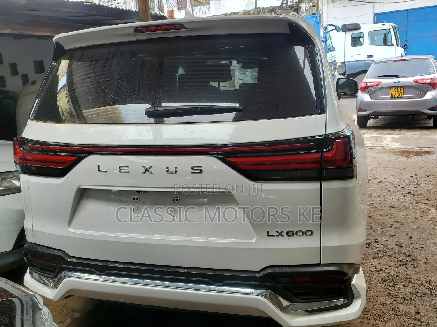 Lexus LX 2023 White