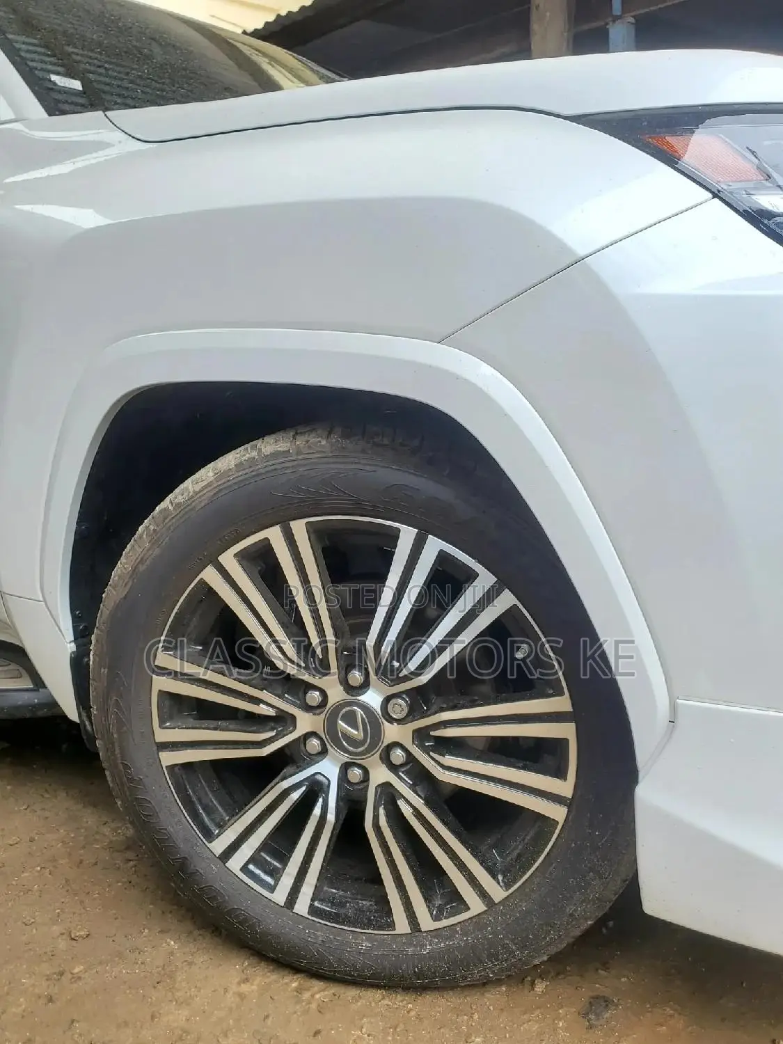 Lexus LX 2023 White