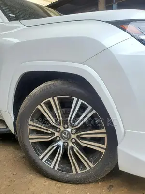 Lexus LX 2023 White