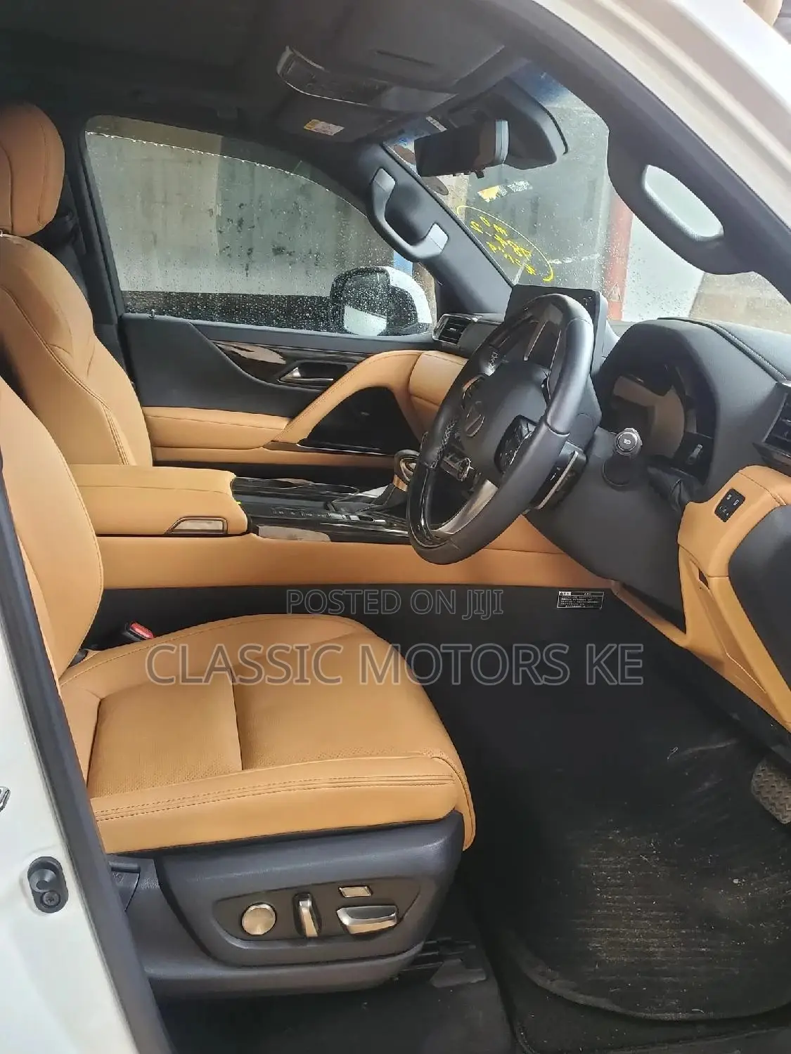 Lexus LX 2023 White