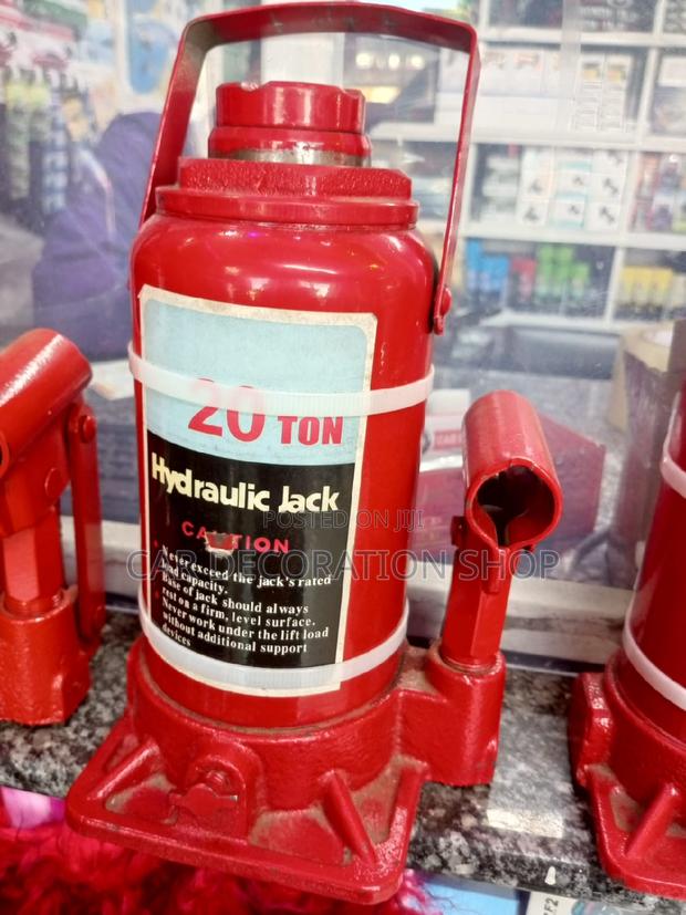 Brand New 20ton Portable Hydraulic Jack