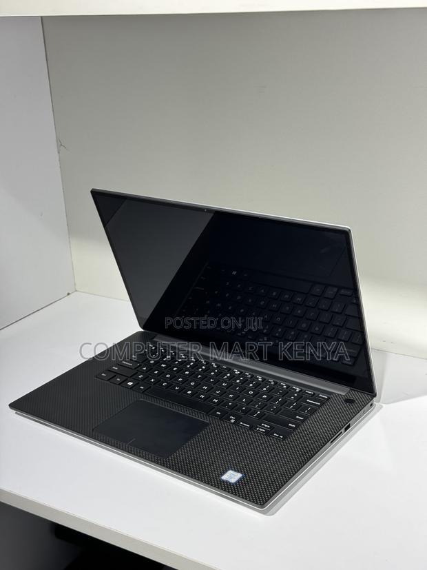 Laptop Dell Precision 5540 32GB Intel Core I7 SSD 512GB - thumbnail 2