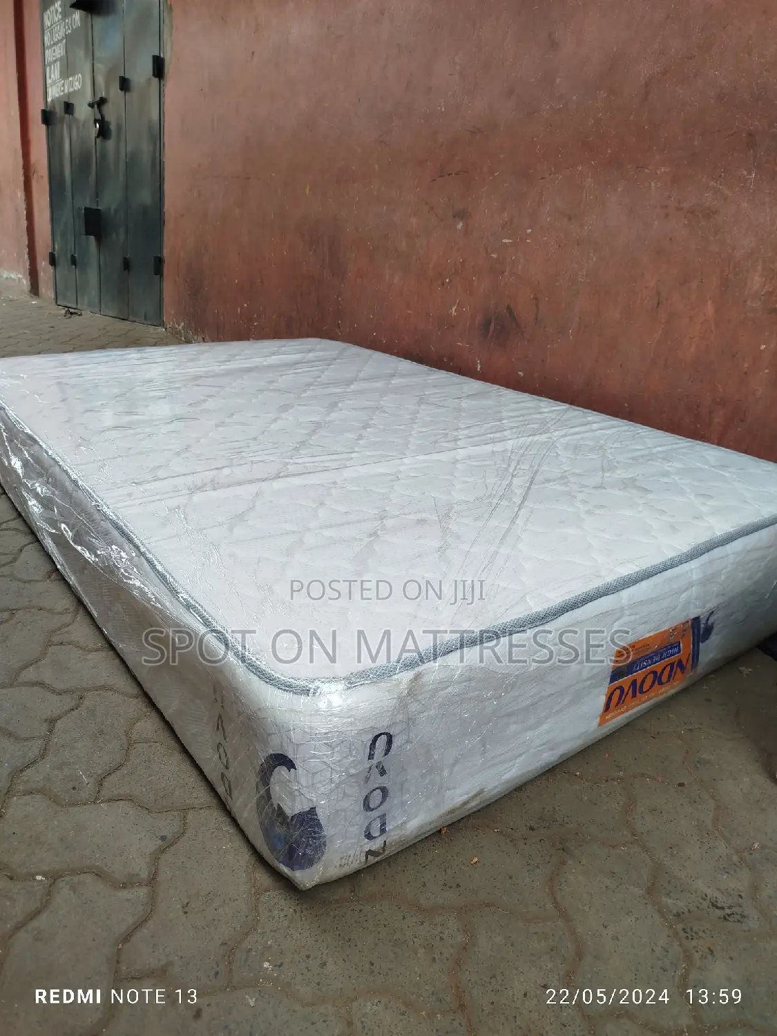 Snow White! 4by6 12inch HDQ Mattresses + Free Delivery.