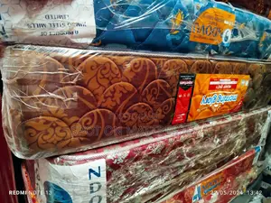 5×6 (186cm × 152cm) 12inch Thick HD Quilted Mattresses.