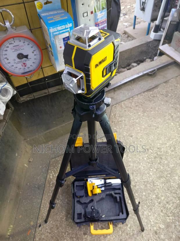 Dewalt Laser Level With Tripod Stand - main view