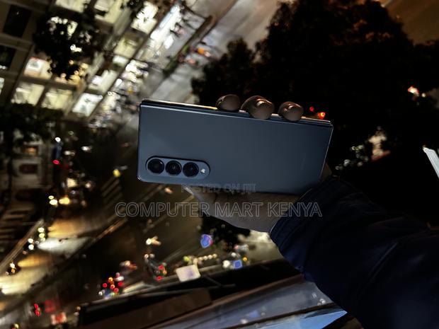 Samsung Galaxy Z Fold4 512 GB Gray - thumbnail 4