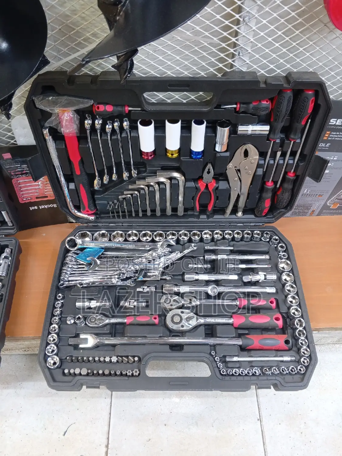 215pcs Srunv Mechanical Tool Set