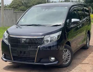 Toyota Esquire 2.0 FWD (8 seater) 2017 Gray