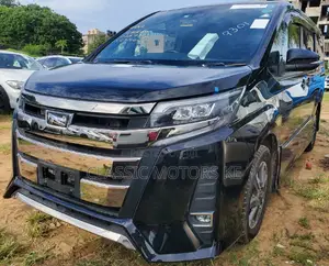 Toyota Noah 2.0 FWD (8 Seater) 2017 Black