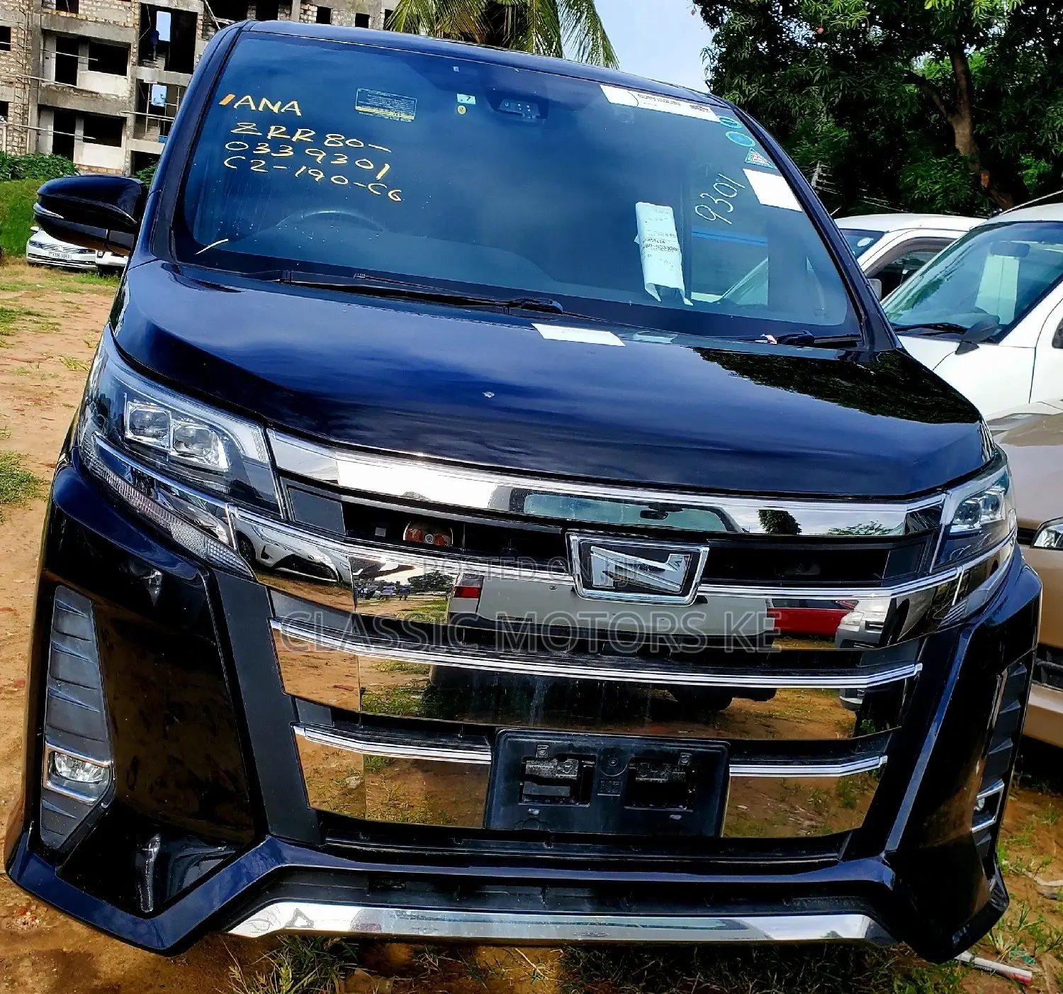 Toyota Noah 2.0 FWD (8 Seater) 2017 Black