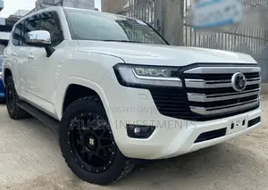 Toyota Land Cruiser 3.3 Diesel 4WD 2022 White