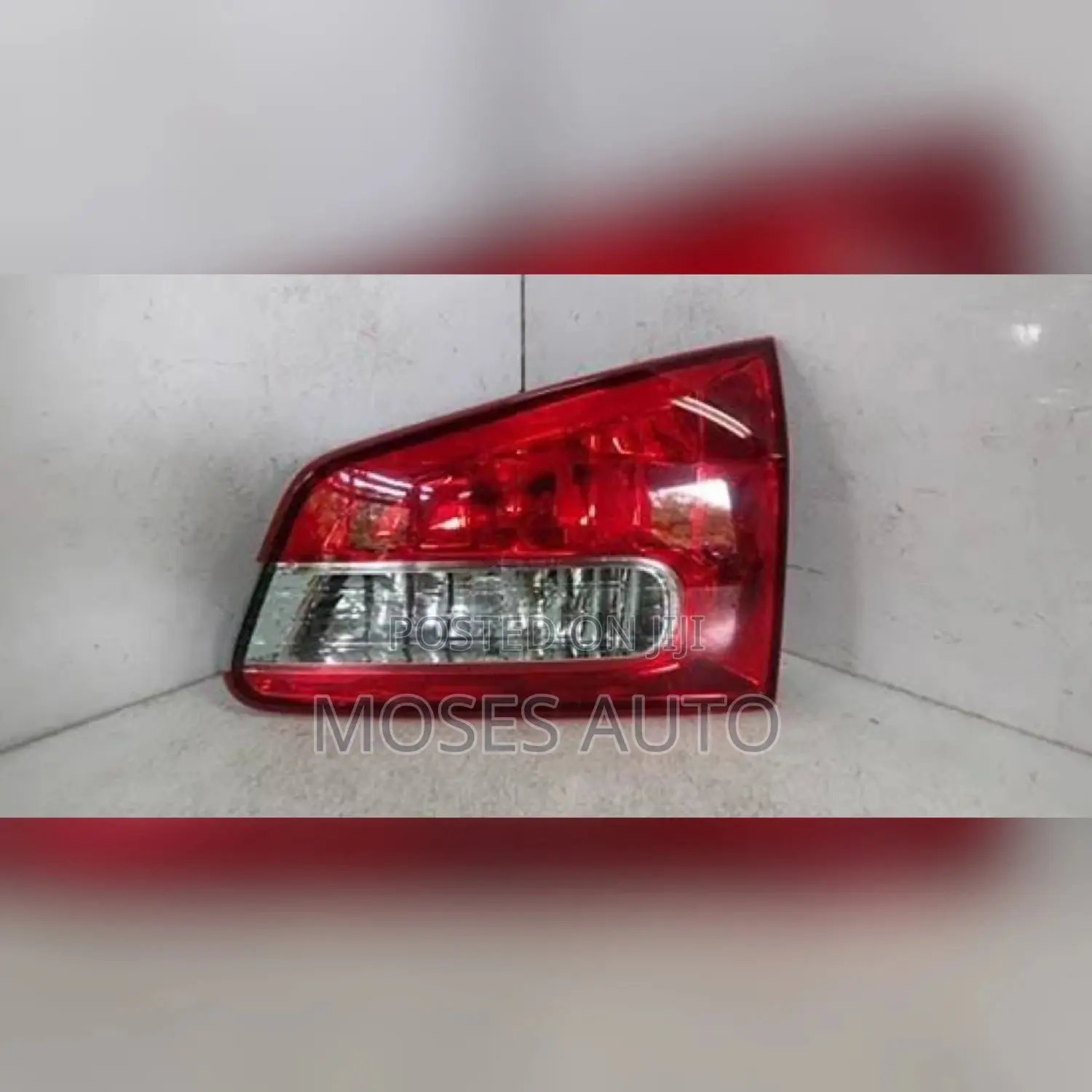 Nissan Wing Road Y12 Boot Lights