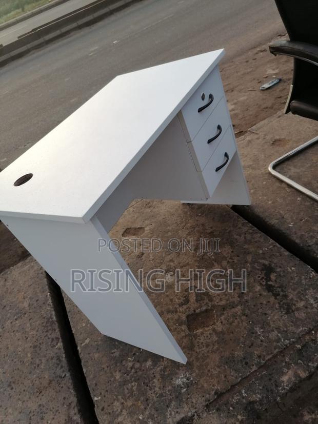 Awesome Good Office Table or Desk - main view