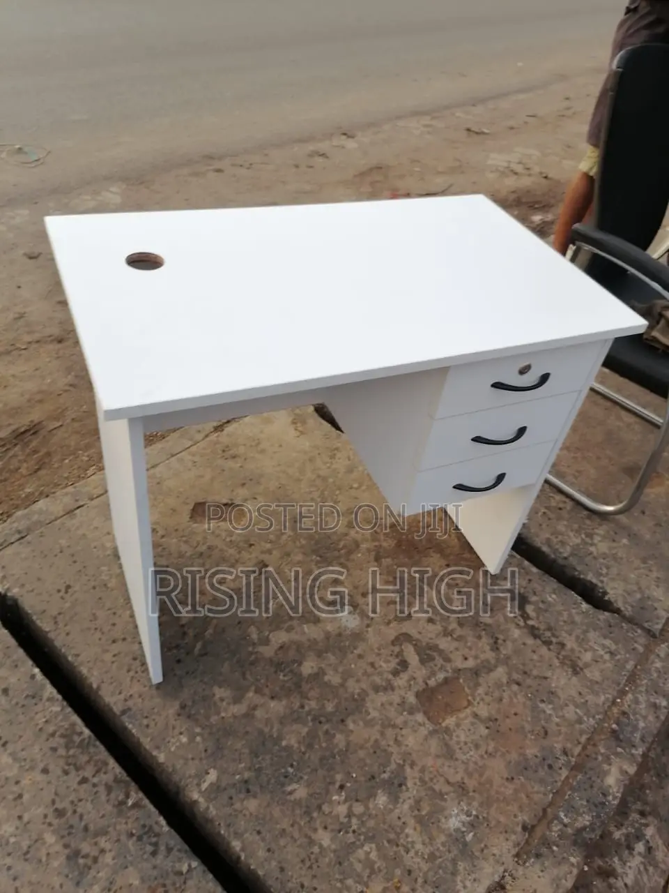 Superior Quality Office Table or Desk