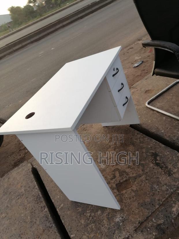 Long_lasting Good Office Table or Desk
