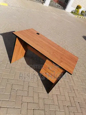 Good Quality Office Table or Desk