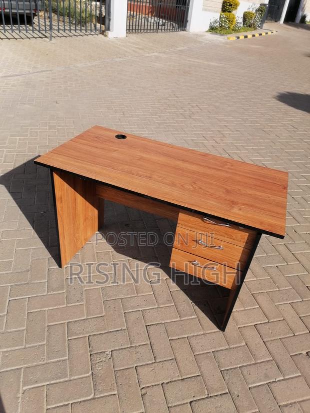 Top Great Office Table or Desk