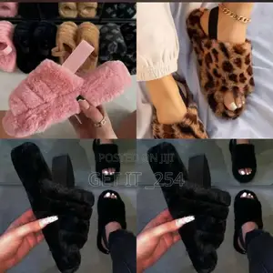 Fluffy Sandals 
36_42
Zmeingia Sai Tu