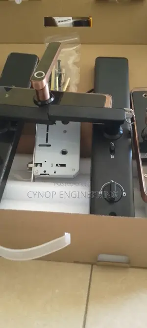 Smart Lock With RFID Cards