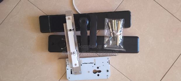 Smart Lock for Modern Apartments
