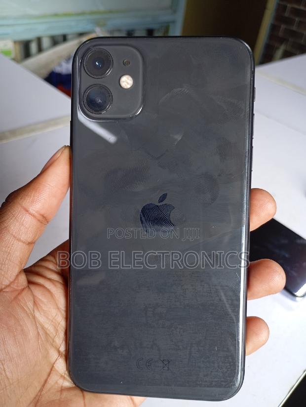 Apple iPhone 11 128 GB Black - thumbnail 3