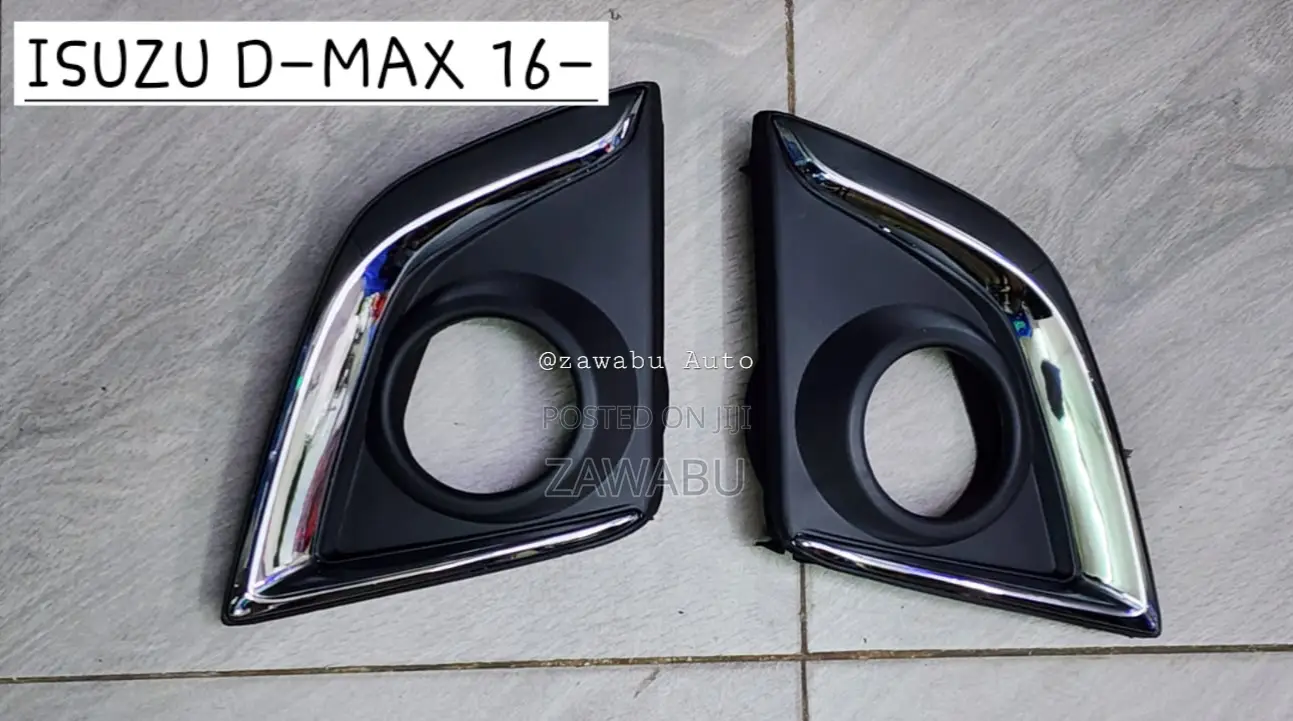 Isuzu D-Max Foglight Covers Chrome